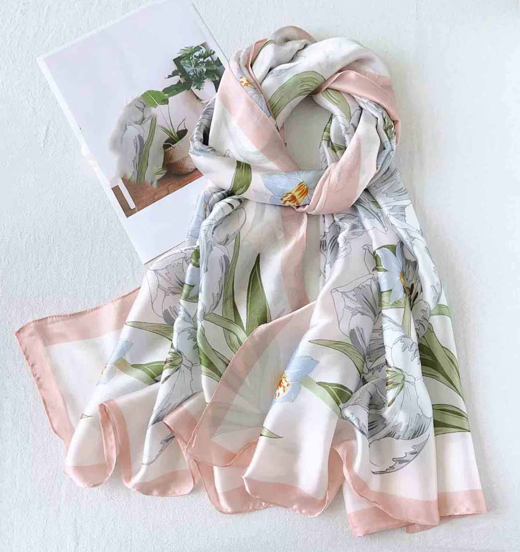 xyueanlo SR-078 Satin Royale Scarf - View 1